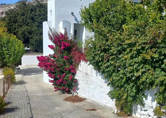 度假居 Velania House Filótion